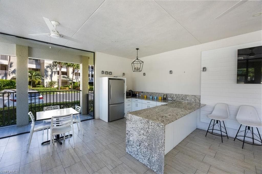 4130 Bayhead DR # 301, BONITA SPRINGS FL 34134-25