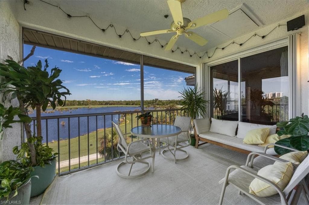 4130 Bayhead DR # 301, BONITA SPRINGS FL 34134-19