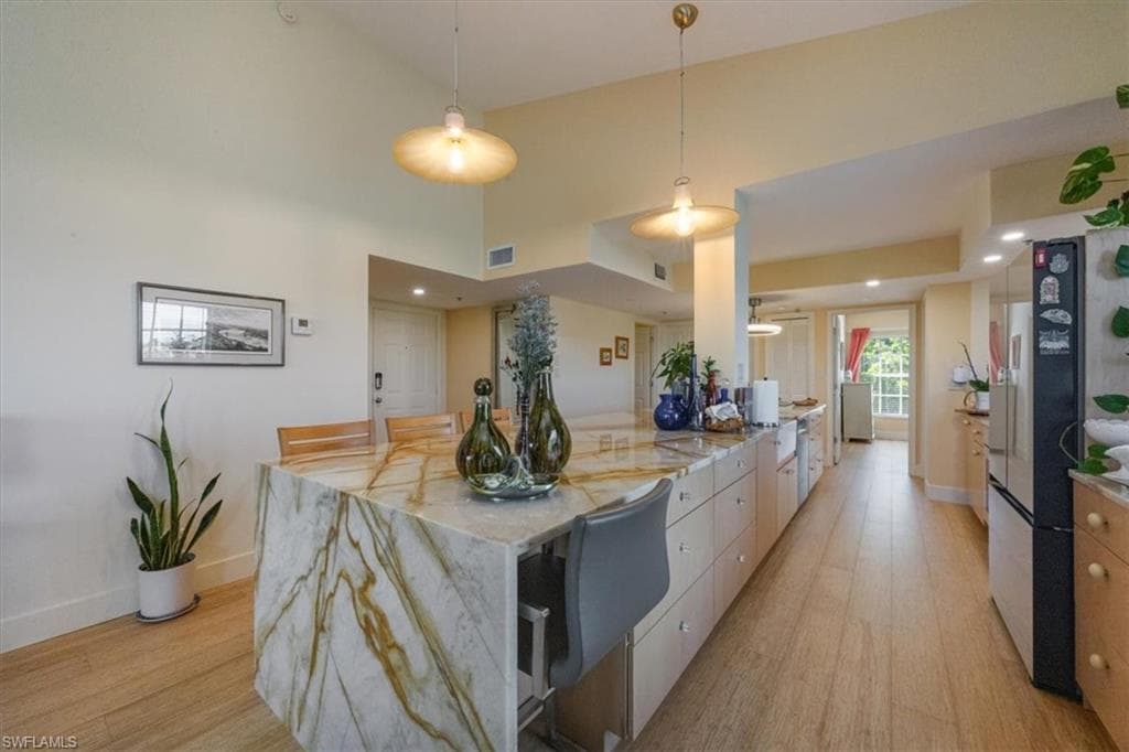4130 Bayhead DR # 301, BONITA SPRINGS FL 34134-8