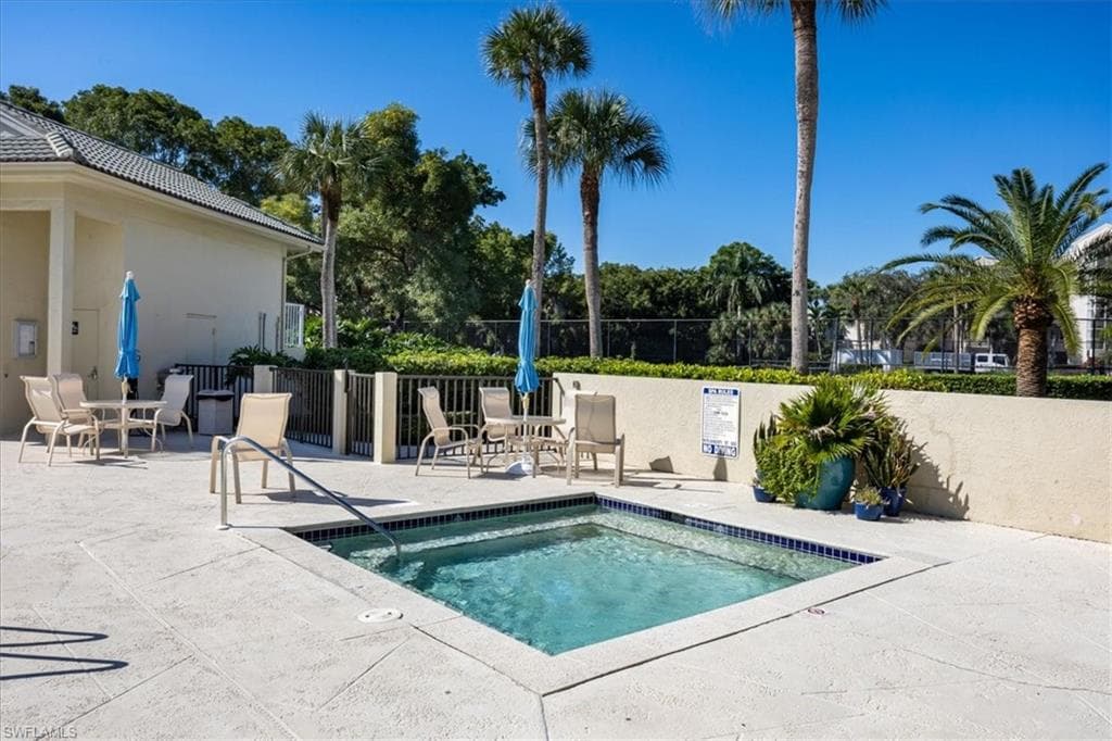 4130 Bayhead DR # 301, BONITA SPRINGS FL 34134-23