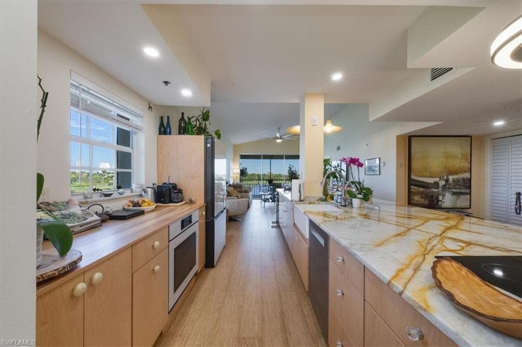 4130 Bayhead DR # 301, BONITA SPRINGS FL 34134-10
