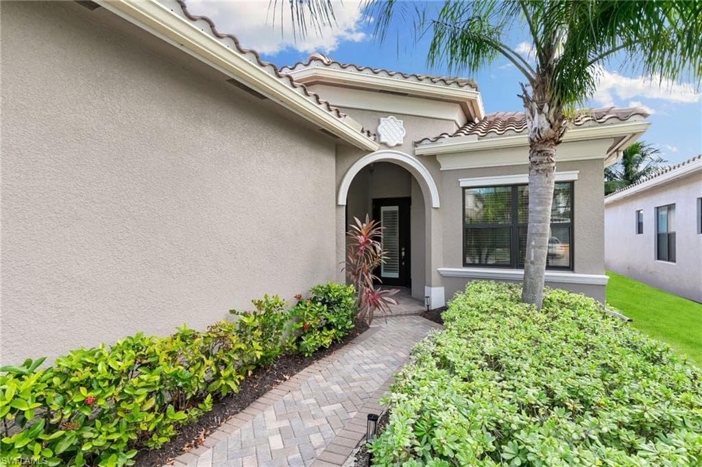 4409 Aurora ST, NAPLES FL 34119-1
