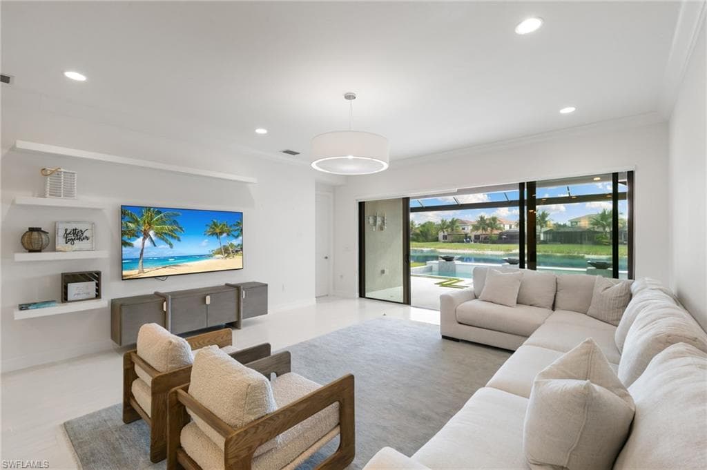 4409 Aurora ST, NAPLES FL 34119-12