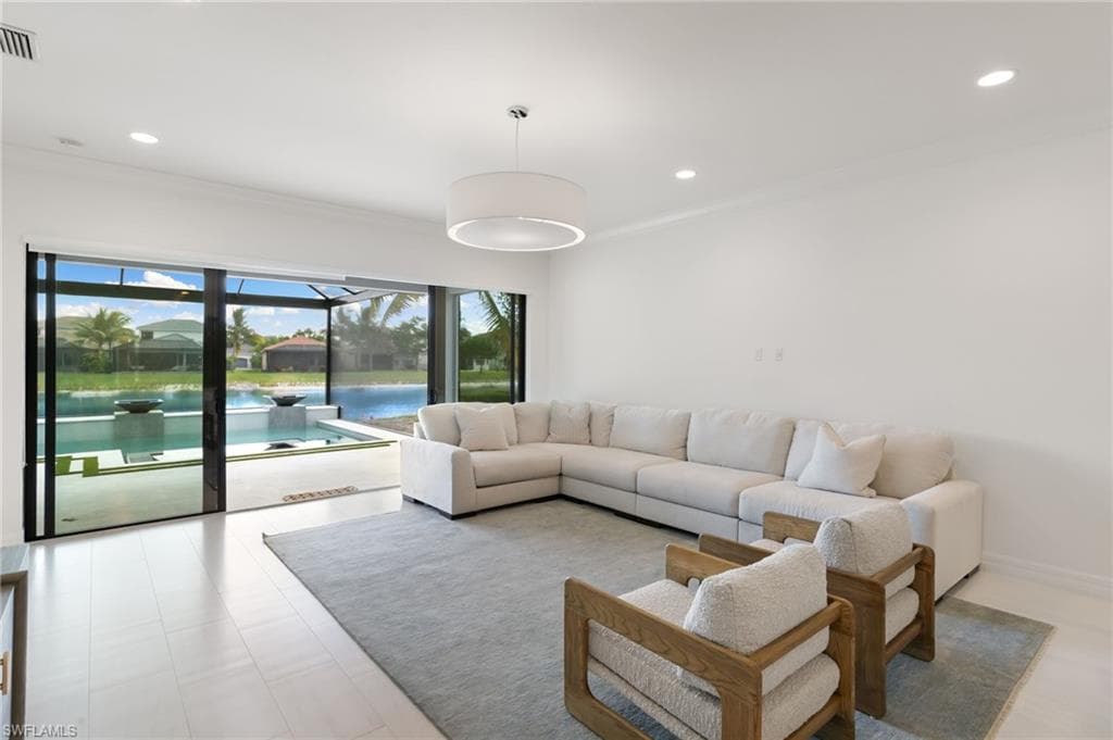 4409 Aurora ST, NAPLES FL 34119-13