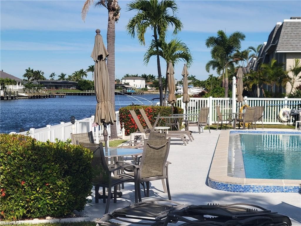 4104 SE 19th AVE # 202, CAPE CORAL FL 33904-39