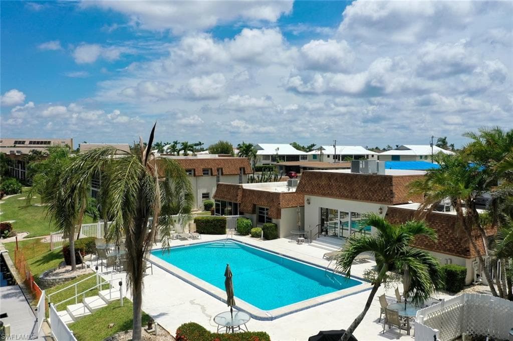 4104 SE 19th AVE # 202, CAPE CORAL FL 33904-26