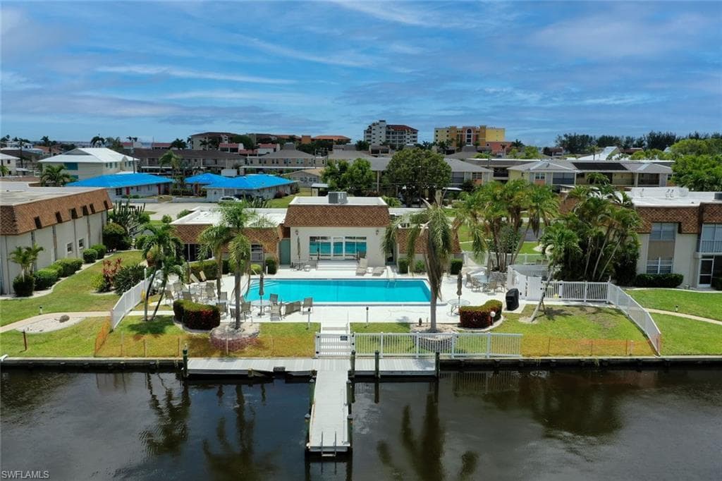 4104 SE 19th AVE # 202, CAPE CORAL FL 33904-27