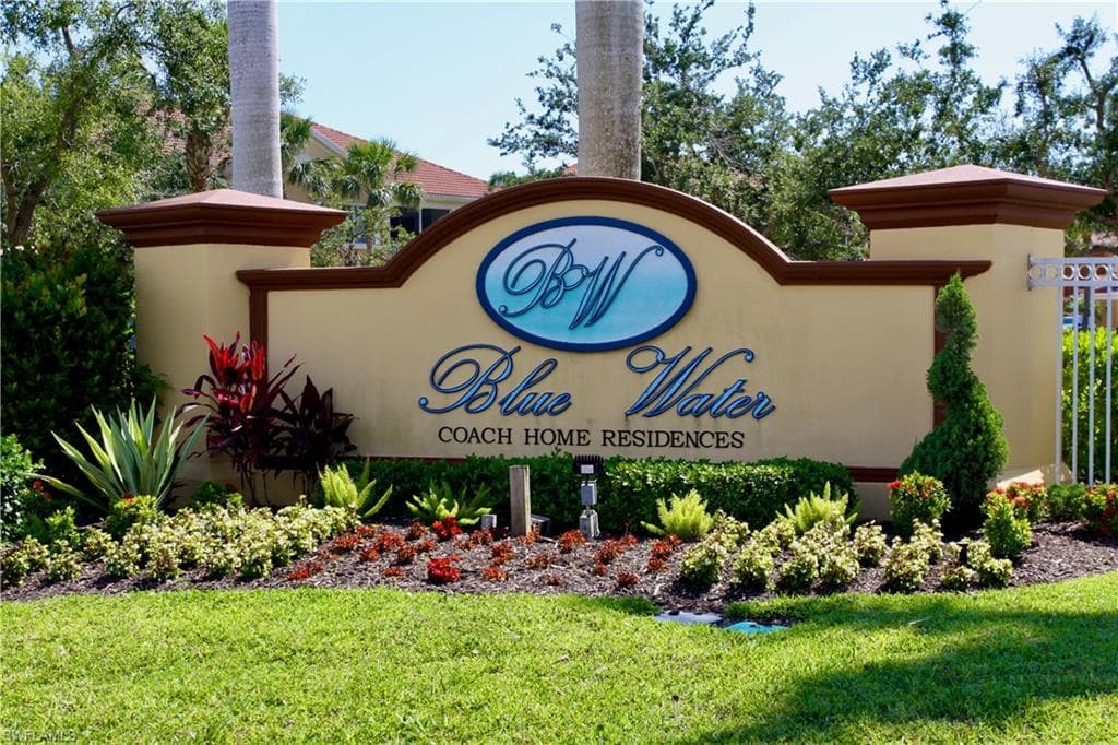 190 Shadroe Cove CIR # 703, CAPE CORAL FL 33991-27