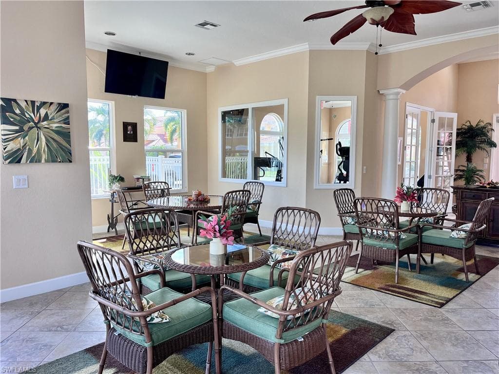 190 Shadroe Cove CIR # 703, CAPE CORAL FL 33991-19