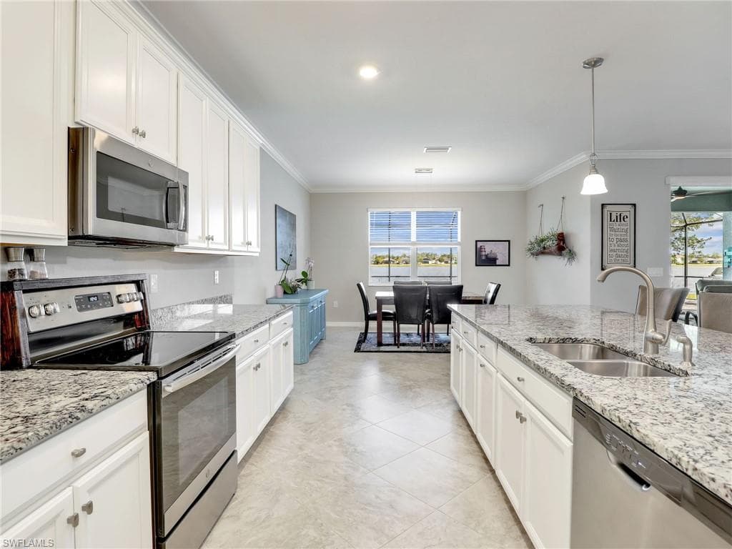 16391 Bonita Landing CIR, BONITA SPRINGS FL 34135-9