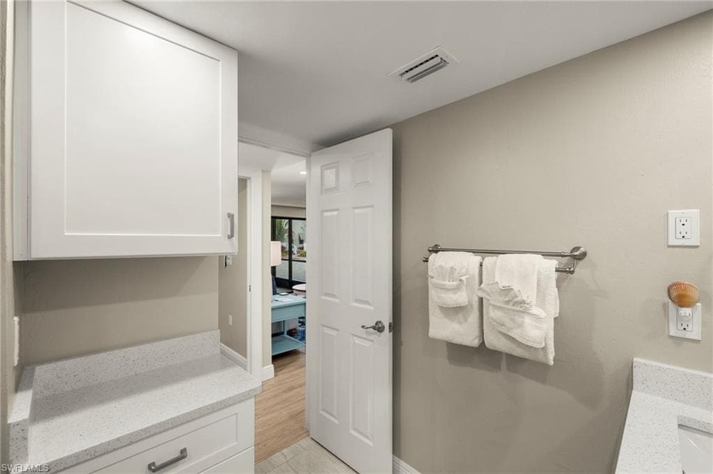 845 E Gulf DR # 331, SANIBEL FL 33957-23