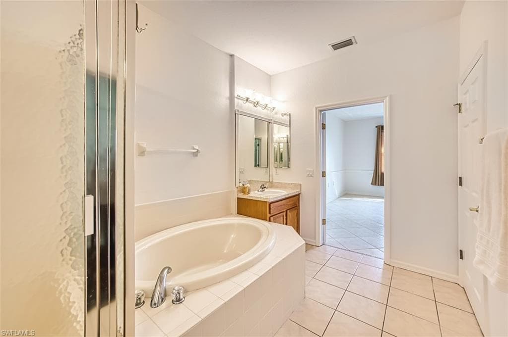 14732 Calusa Palms DR # 202, FORT MYERS FL 33919-33