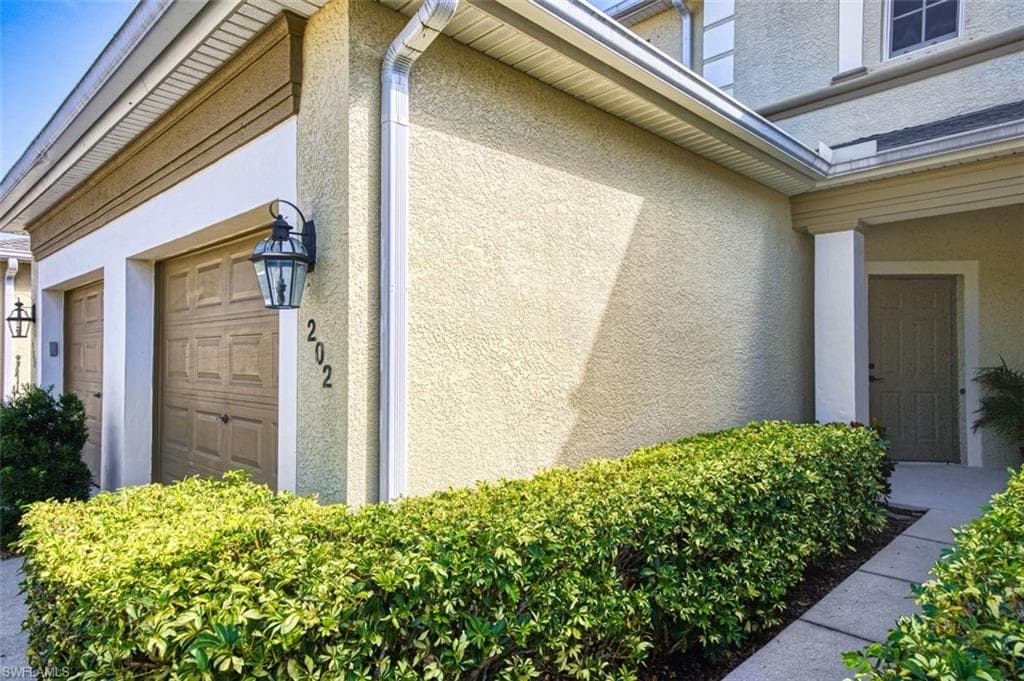 14732 Calusa Palms DR # 202, FORT MYERS FL 33919-10