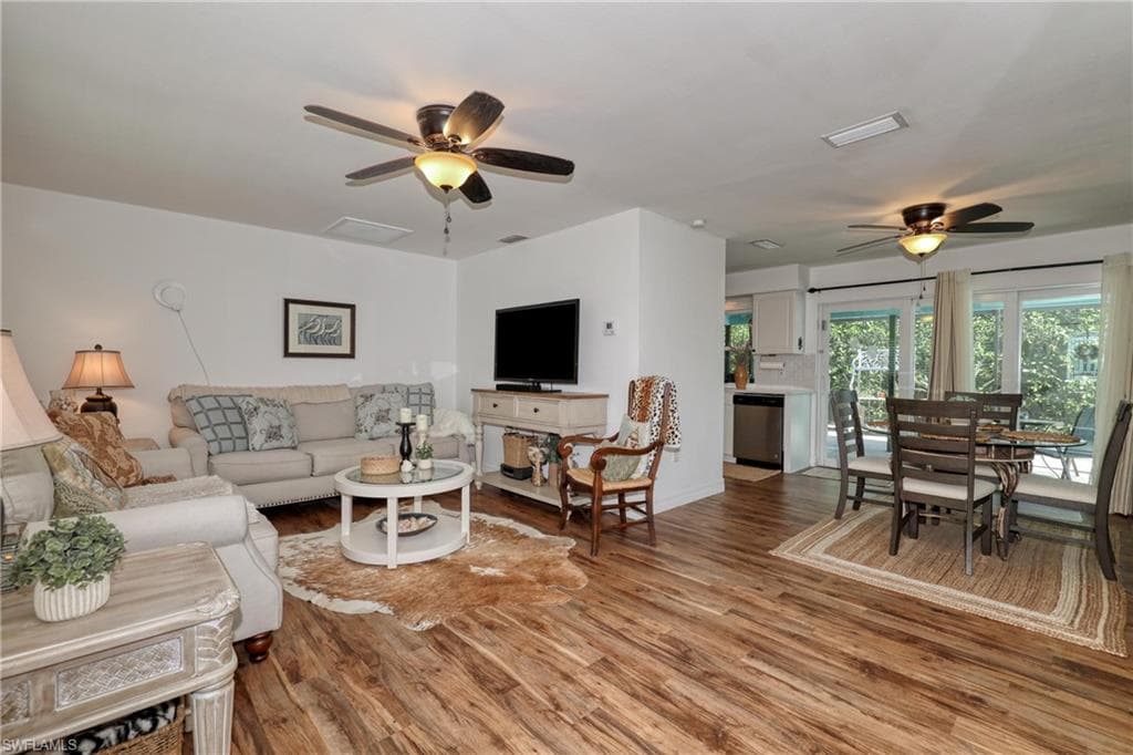7238 Emily DR, FORT MYERS FL 33908-6