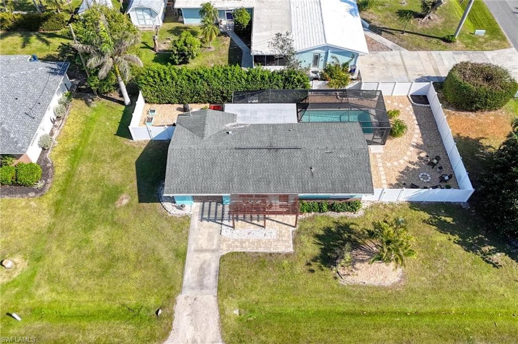 7238 Emily DR, FORT MYERS FL 33908-35
