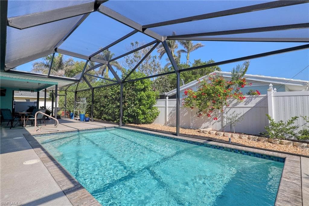 7238 Emily DR, FORT MYERS FL 33908-23