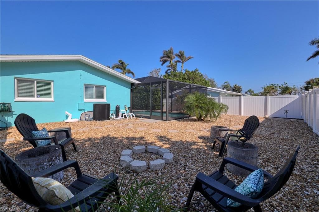 7238 Emily DR, FORT MYERS FL 33908-32