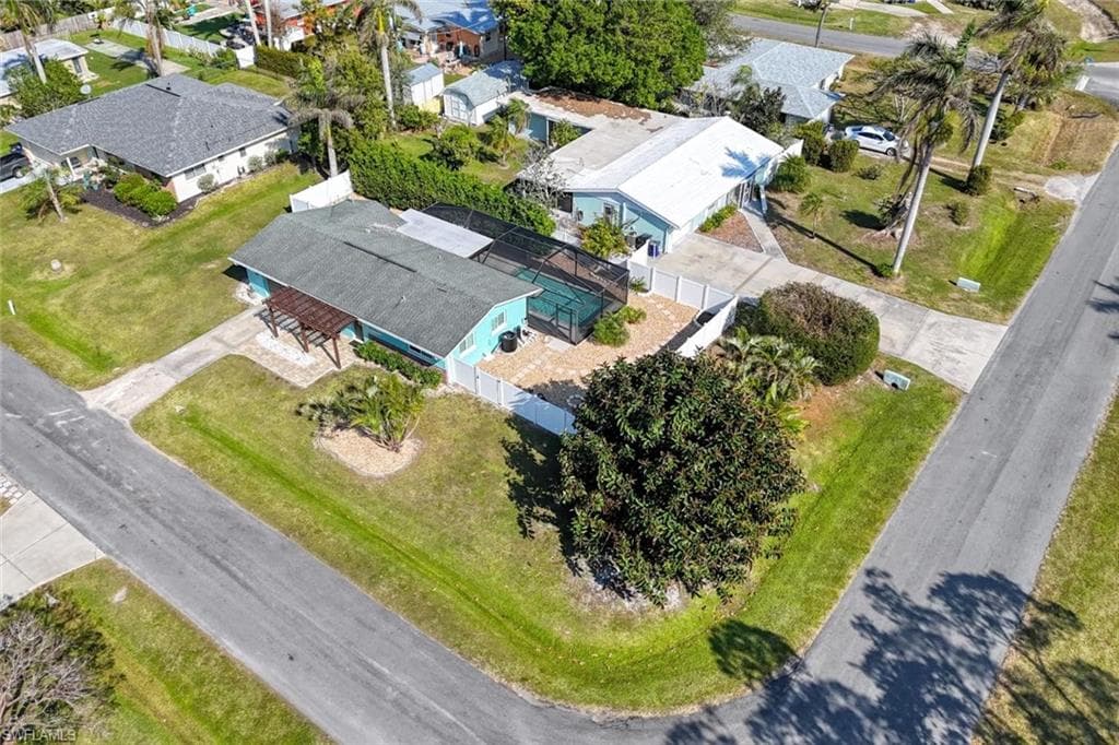7238 Emily DR, FORT MYERS FL 33908-36