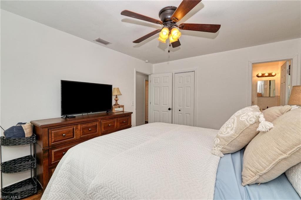 7238 Emily DR, FORT MYERS FL 33908-18