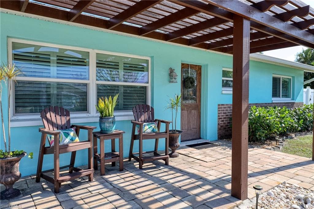 7238 Emily DR, FORT MYERS FL 33908-3