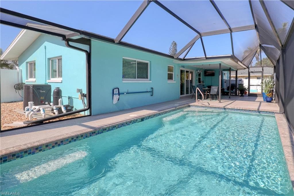7238 Emily DR, FORT MYERS FL 33908-24