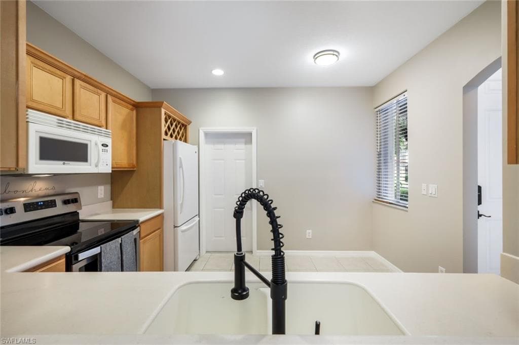 10004 Ravello BLVD, FORT MYERS FL 33905-8