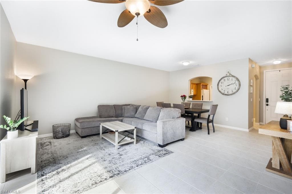 10004 Ravello BLVD, FORT MYERS FL 33905-3