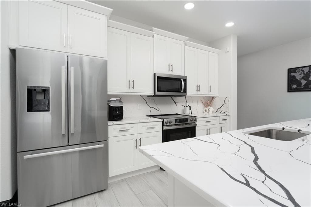 8740 Banyan Bay BLVD, FORT MYERS FL 33908-5