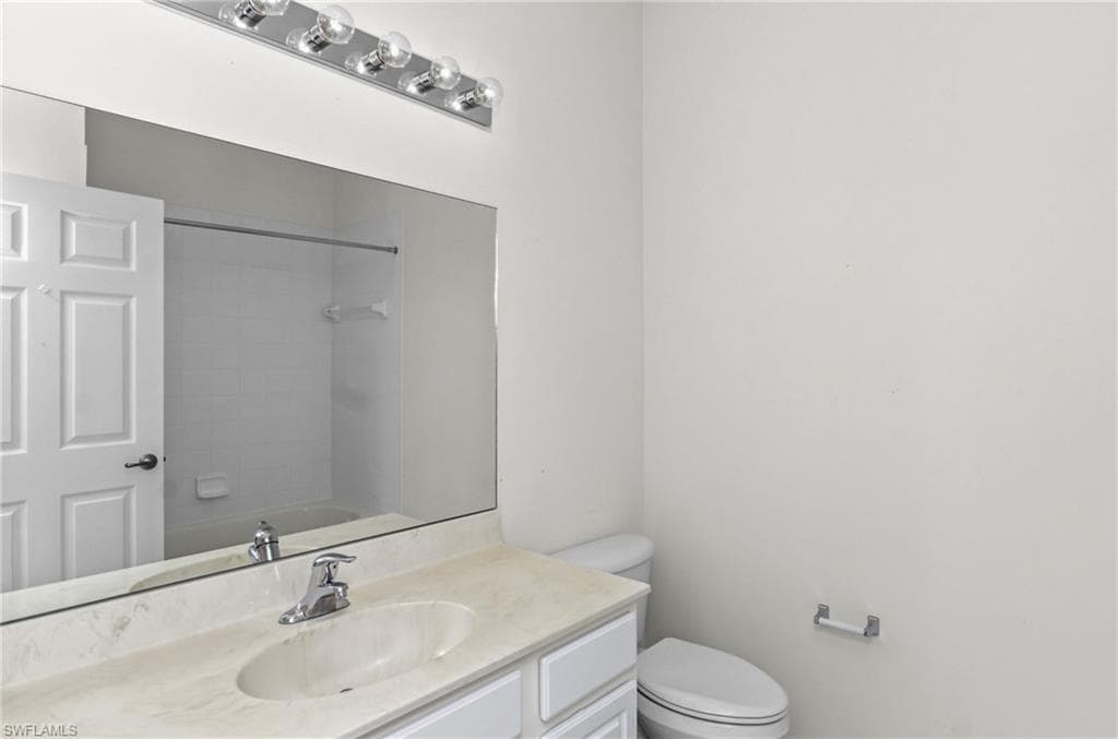 8917 Cranes Nest CT, FORT MYERS FL 33908-24