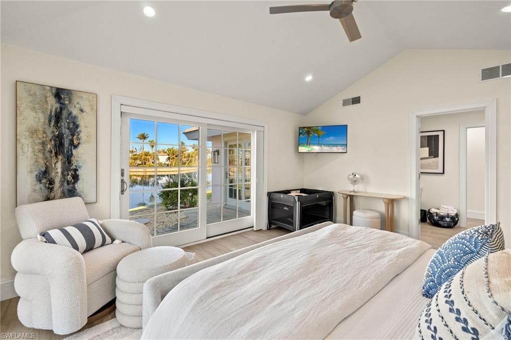 985 Oyster CT, SANIBEL FL 33957-18