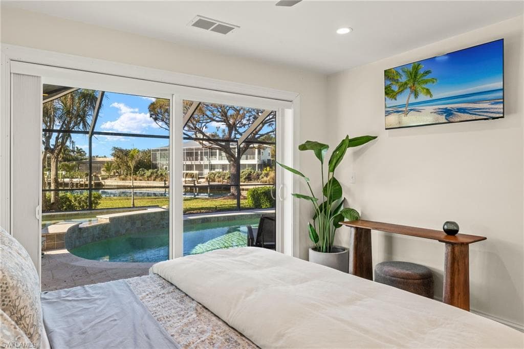 985 Oyster CT, SANIBEL FL 33957-24