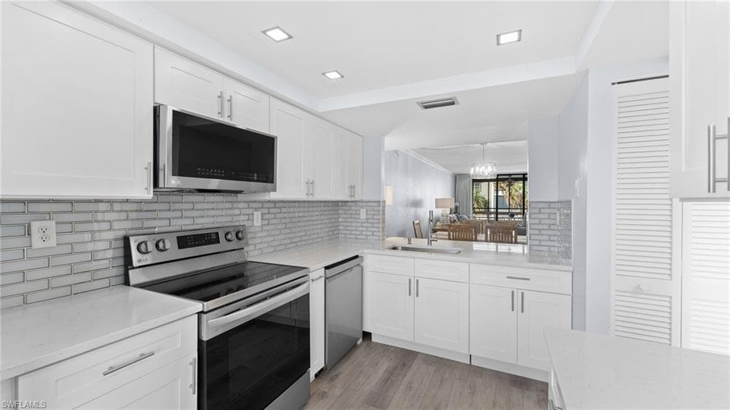 2777 W Gulf DR # 104, SANIBEL FL 33957-2