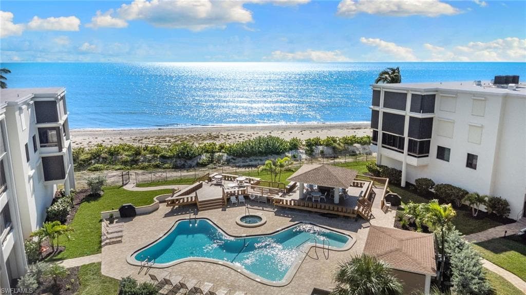 2777 W Gulf DR # 104, SANIBEL FL 33957-35