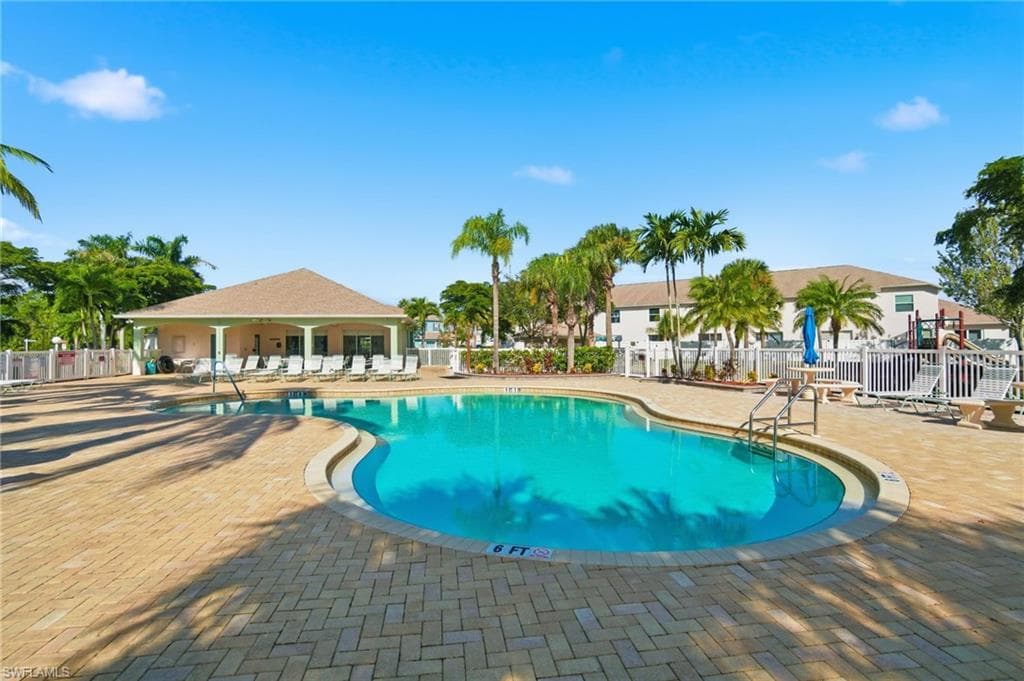 3009 Palmetto Oak DR # 104, FORT MYERS FL 33916-40