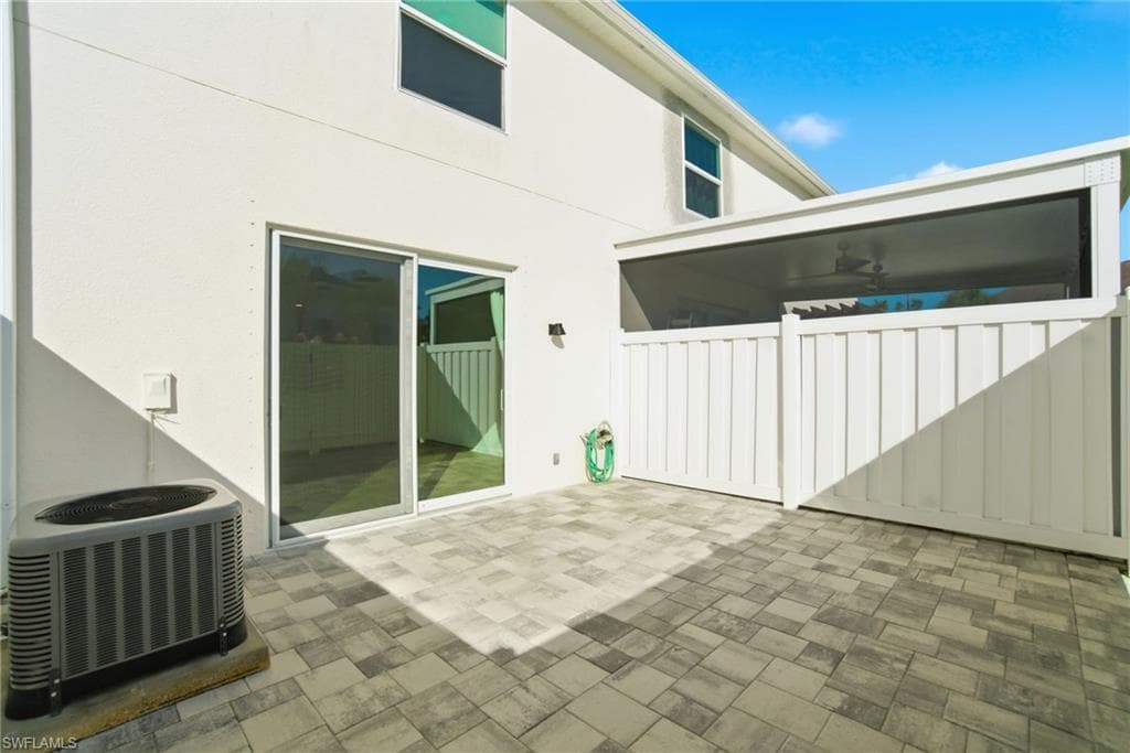 3009 Palmetto Oak DR # 104, FORT MYERS FL 33916-34