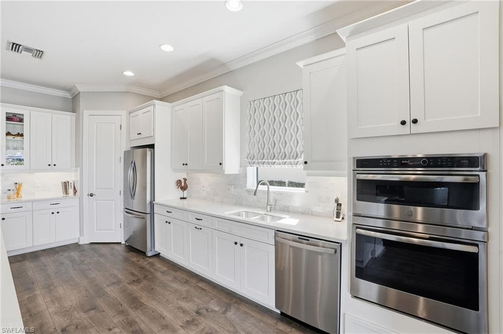 9489 Montelanico LOOP, NAPLES FL 34119-12