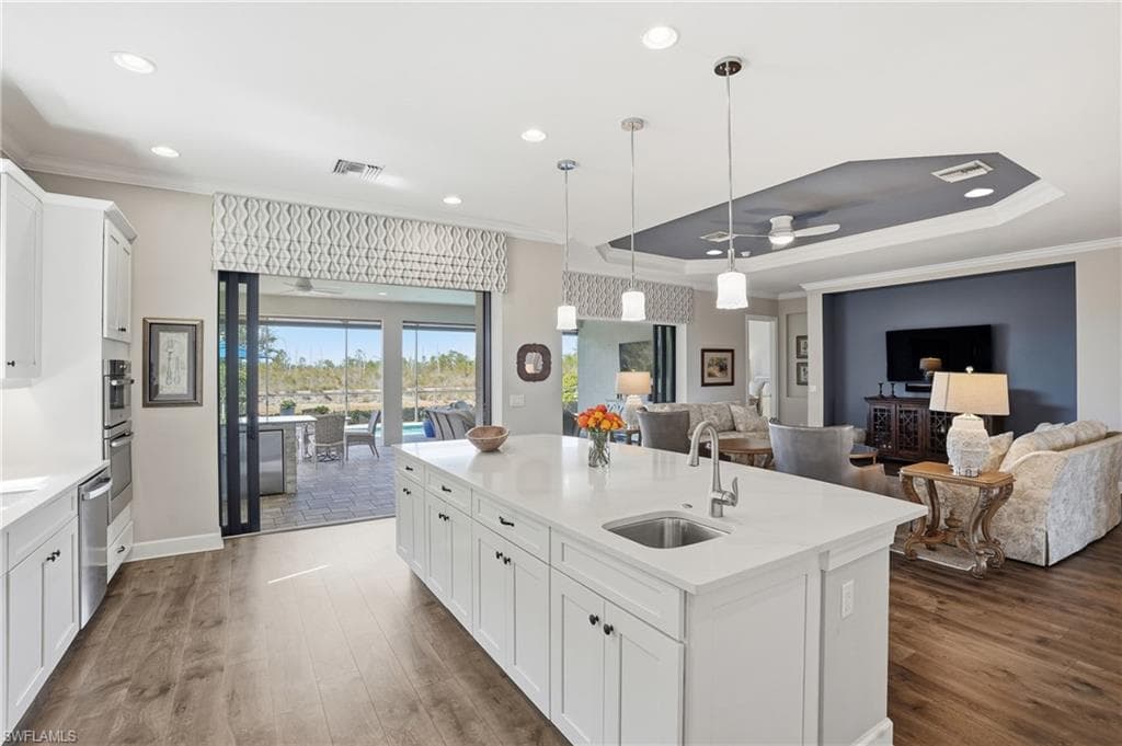 9489 Montelanico LOOP, NAPLES FL 34119-10