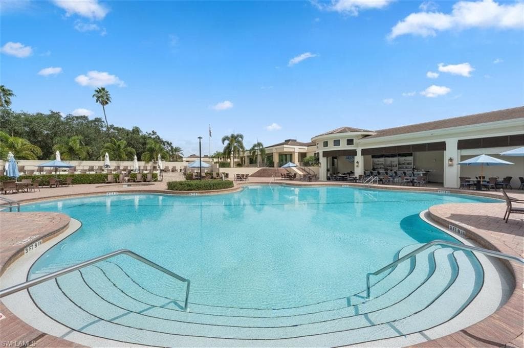 605 El Camino Real # 102, NAPLES FL 34119-24