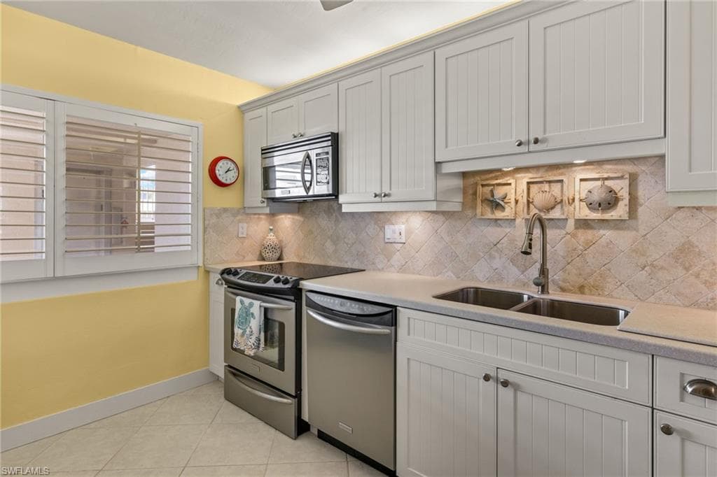 200 Periwinkle WAY # 231, SANIBEL FL 33957-6