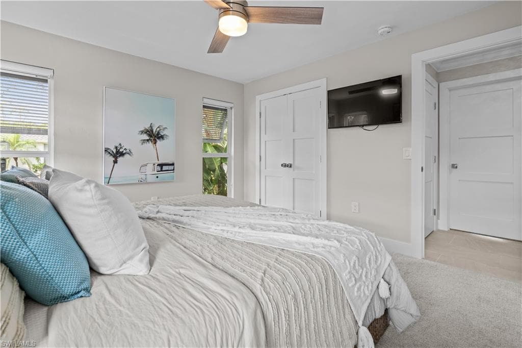 260 Lanchester CT # 36, NAPLES FL 34112-11