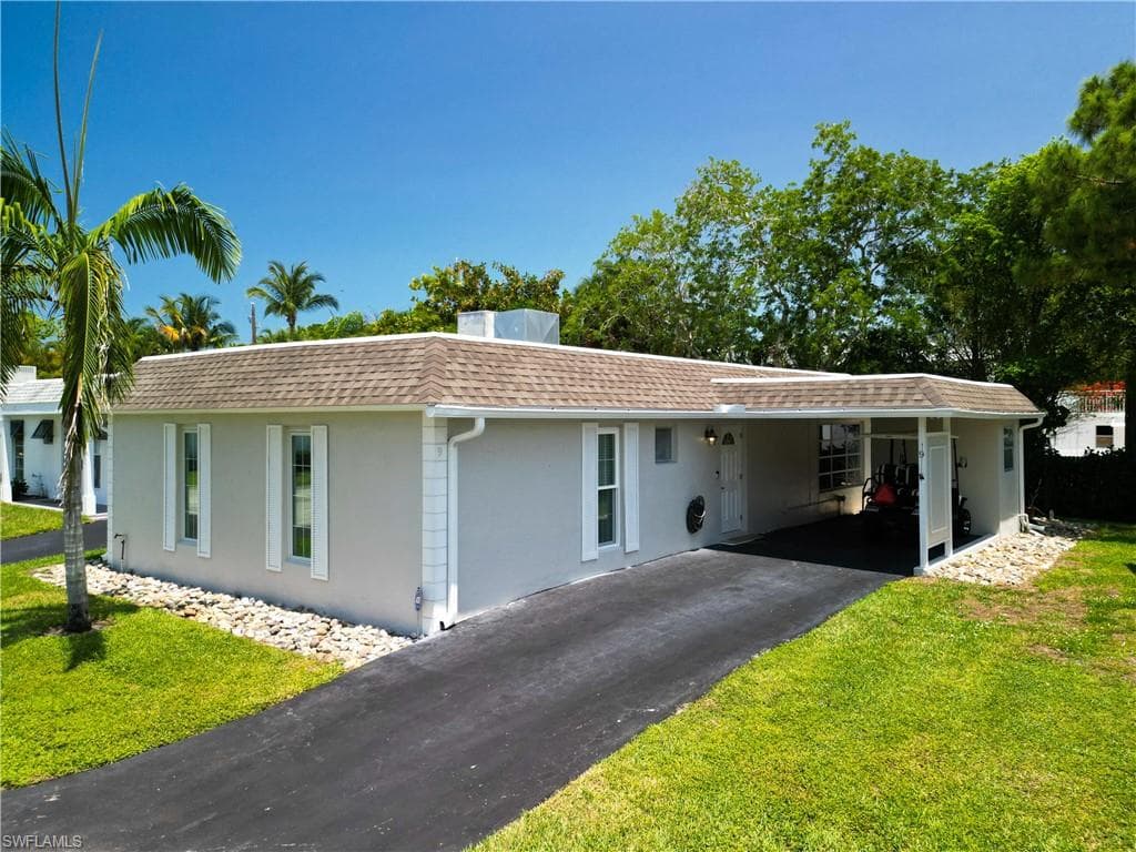 9 Knights Bridge RD # 30, NAPLES FL 34112-1