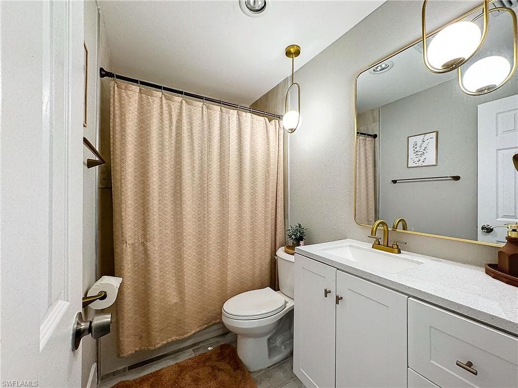 9 Knights Bridge RD # 30, NAPLES FL 34112-31