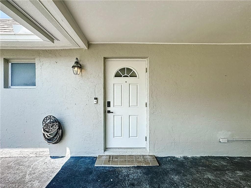 9 Knights Bridge RD # 30, NAPLES FL 34112-3