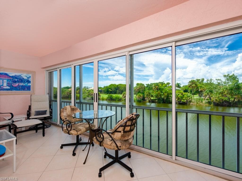 1610 Middle Gulf DR # 4, SANIBEL FL 33957-3