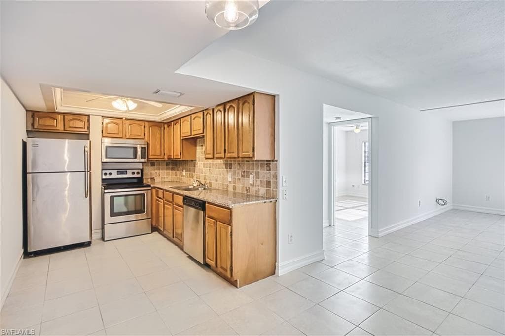 12471 McGregor BLVD # 12, FORT MYERS FL 33919-11