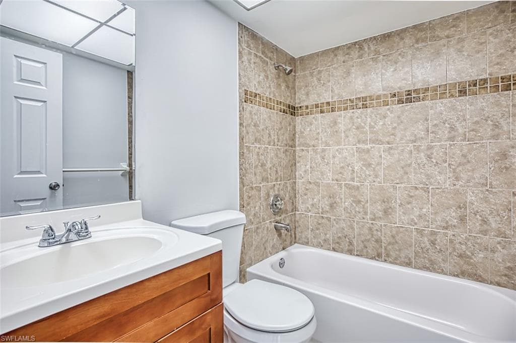 12471 McGregor BLVD # 12, FORT MYERS FL 33919-31