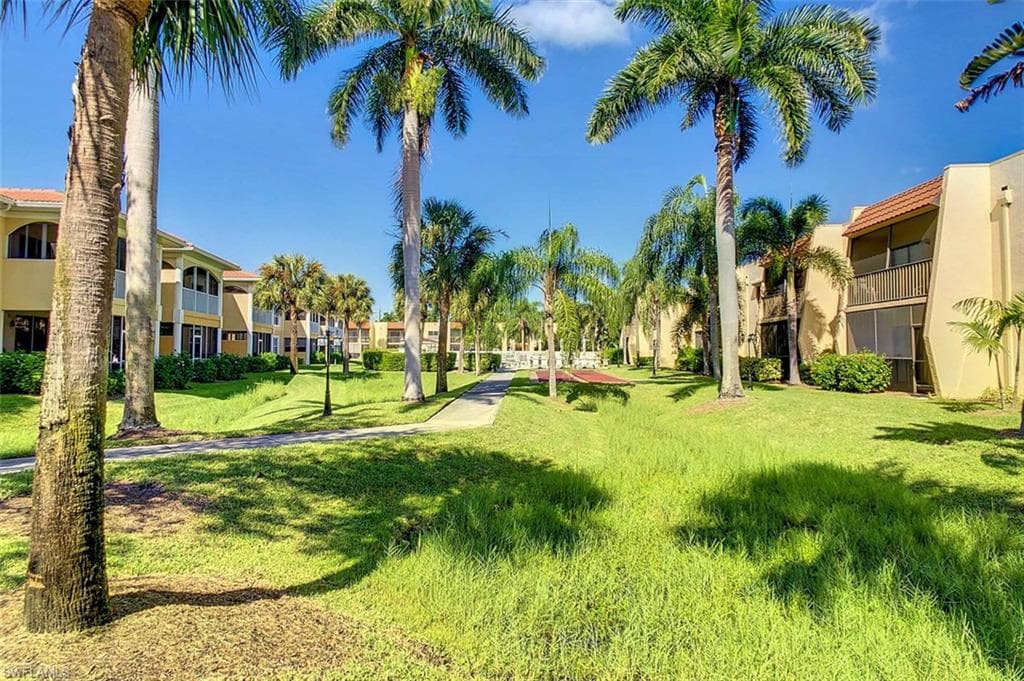 12471 McGregor BLVD # 12, FORT MYERS FL 33919-37