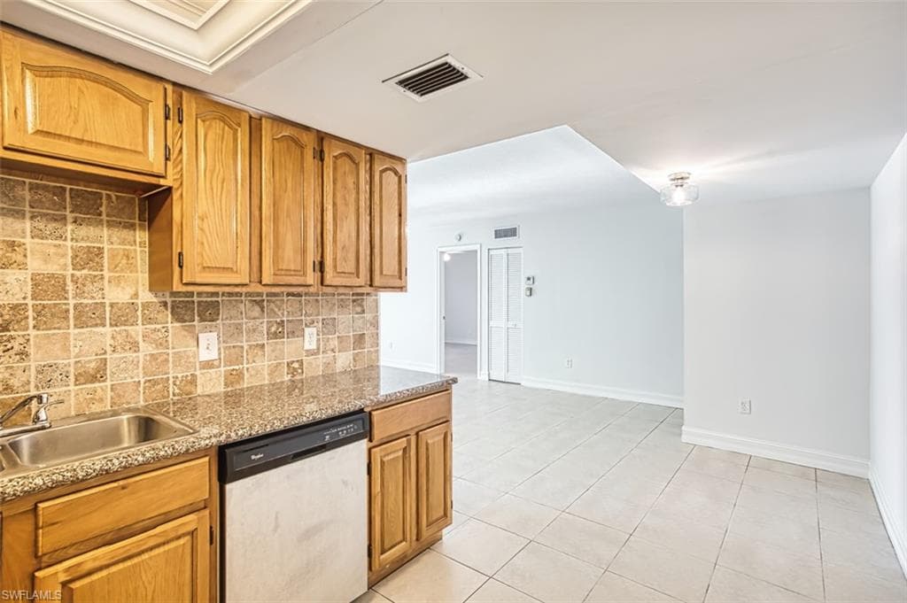 12471 McGregor BLVD # 12, FORT MYERS FL 33919-9