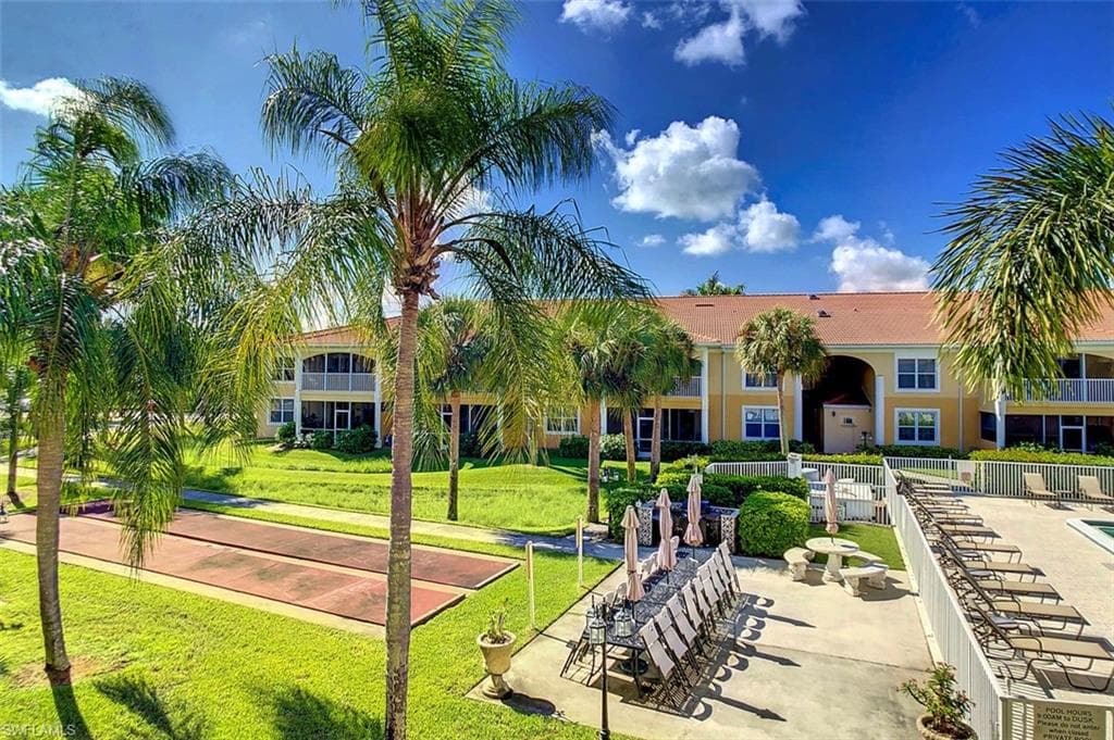 12471 McGregor BLVD # 12, FORT MYERS FL 33919-38