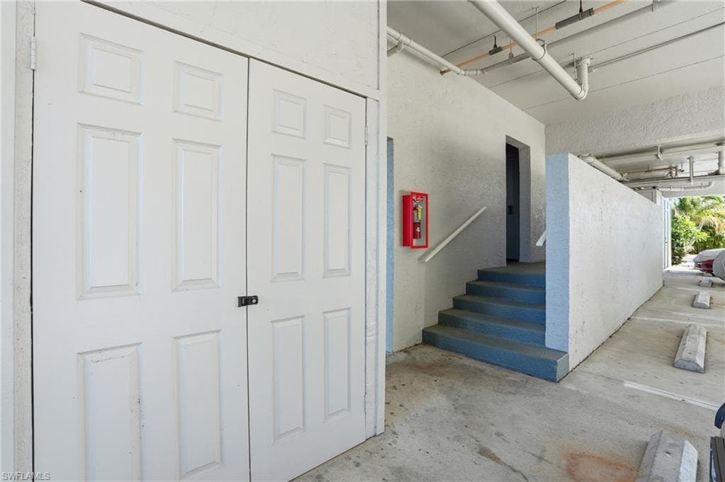 2875 Palm Beach BLVD # 202, FORT MYERS FL 33916-26